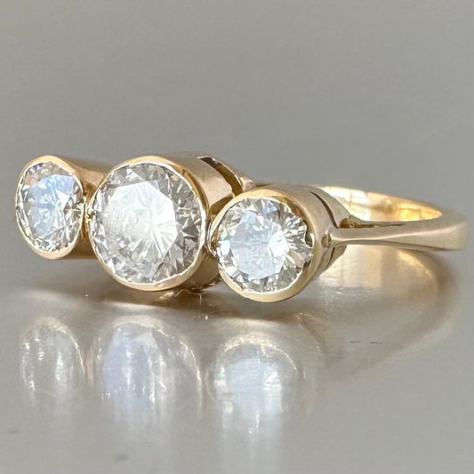 Antique 2 ct Diamond Trilogy Ring, 18 ct Gold Round Brilliant Cut Size Q / 8 Diamonds Assessed by DGA Gem-A Specialist