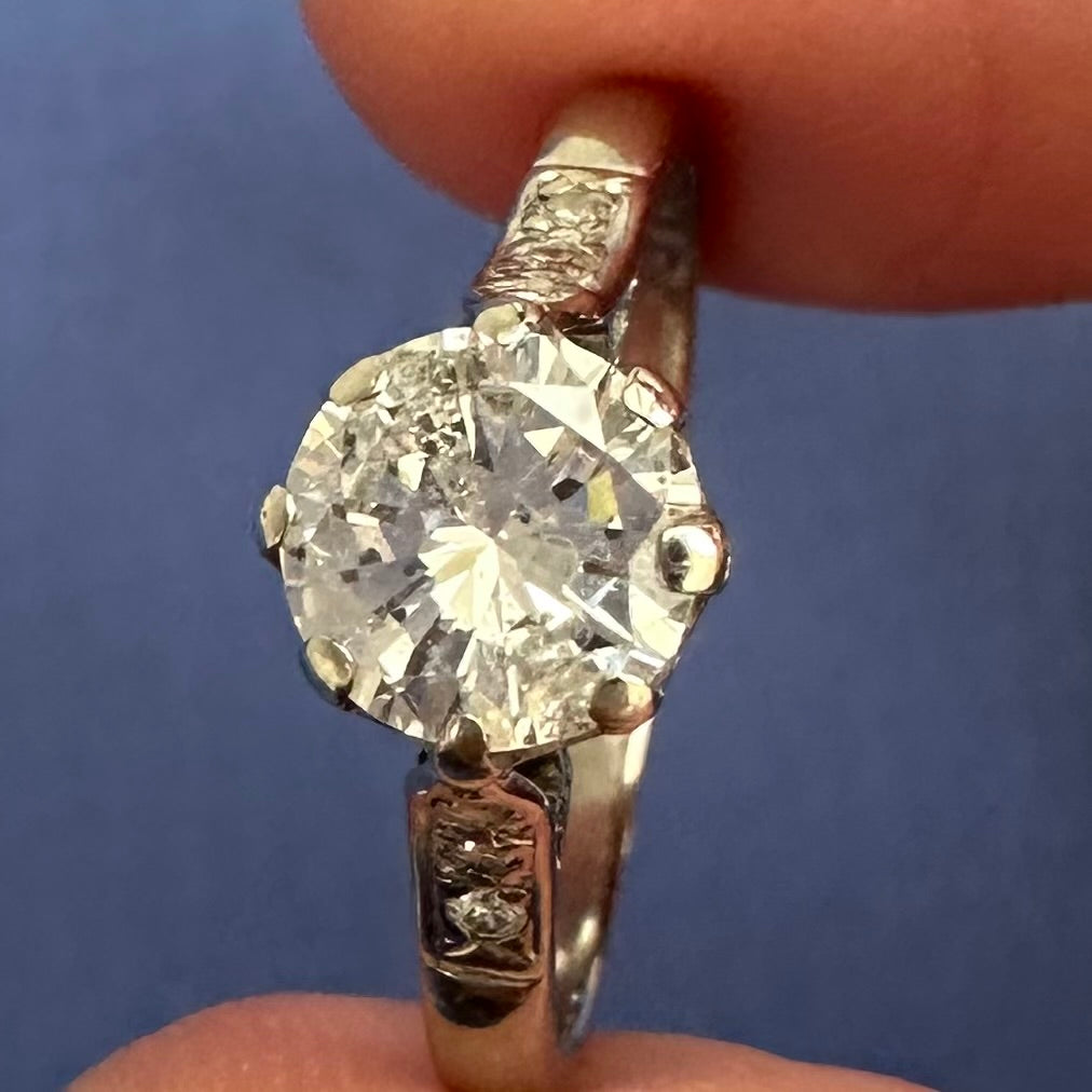 Antique 0.87 ct Diamond Solitaire Ring, 18 carat gold, K.5 / 5.5 Assessed by Gem-A Diamond Specialist