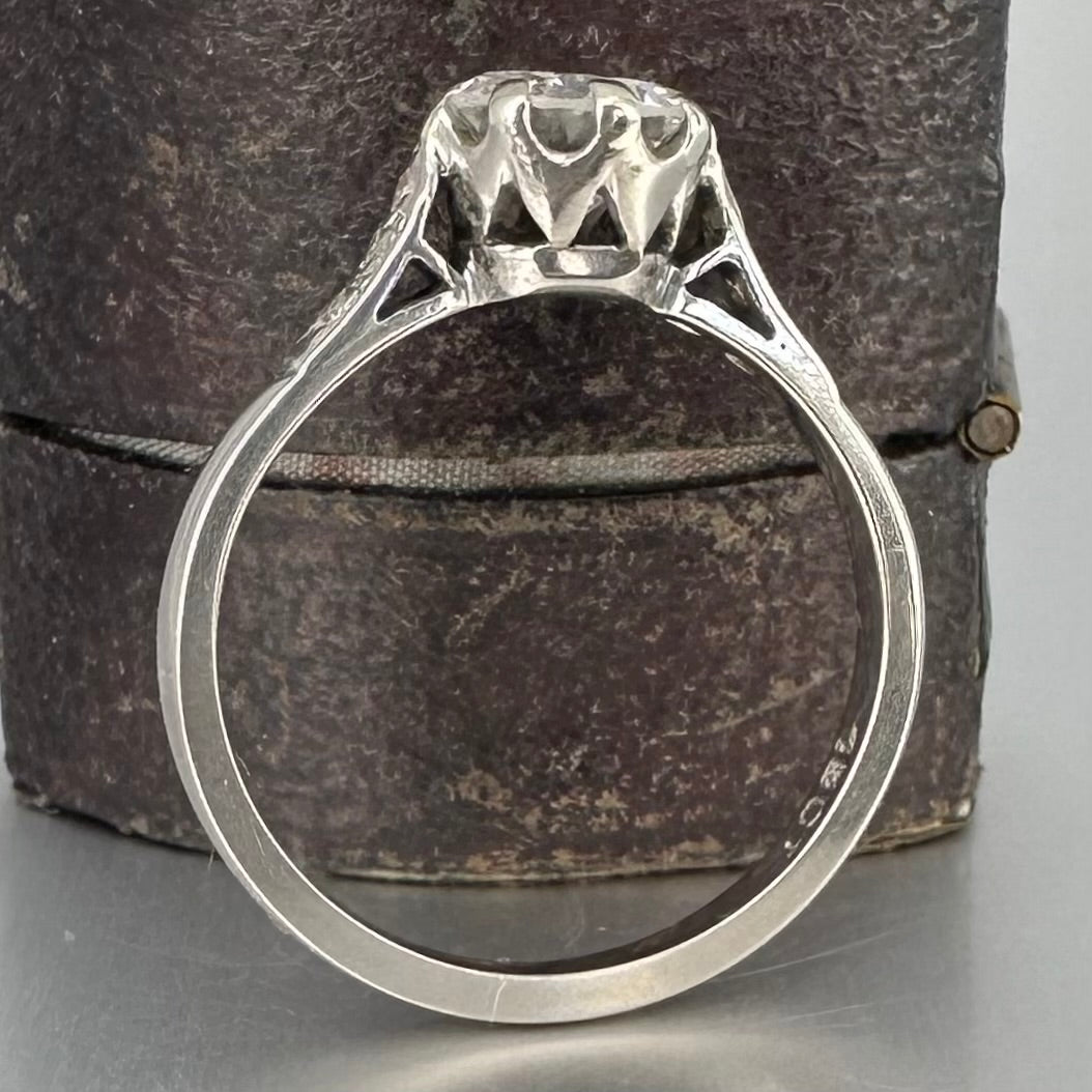 Antique 0.87 ct Diamond Solitaire Ring, 18 carat gold, K.5 / 5.5 Assessed by Gem-A Diamond Specialist