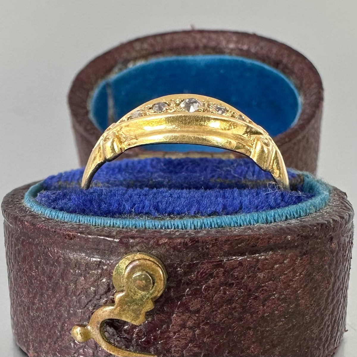 Antique 18ct Gold Diamond Ring: Five Stone Old European Cut, Chester England Diamonds Assessed by Gem-A Specialist